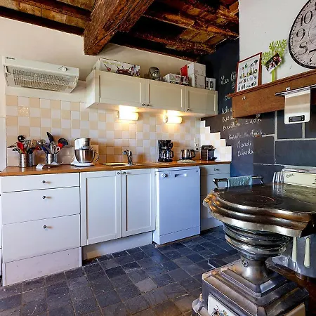Cozy Holiday In Gros Fays With Terrace בית נופש