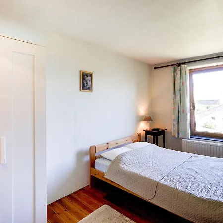 Cozy Holiday In Gros Fays With Terrace בית נופש
